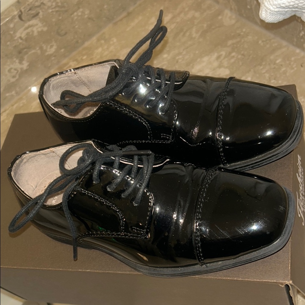 Florsheim Boys US 11 Black Dress Shoes Oxford Style